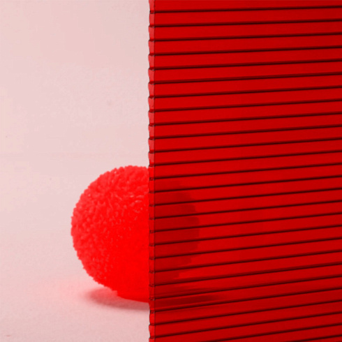 Поликарбонат  4мм красный 2.1х6м