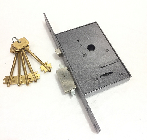 Замок врезной КАРАТ (универс.)