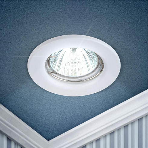 Светильник ST1 WH 50Вт MR16 12В точечн. штампован.бел ЭРА С0043797