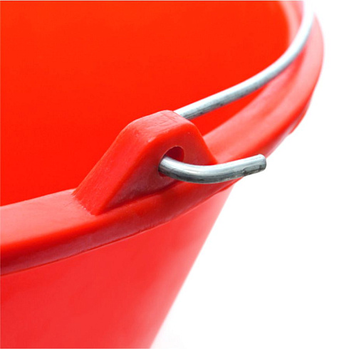 Ведро ударопрочное штукатурно-малярное КРАСНОЕ 20л. (с носиком)(1082220)