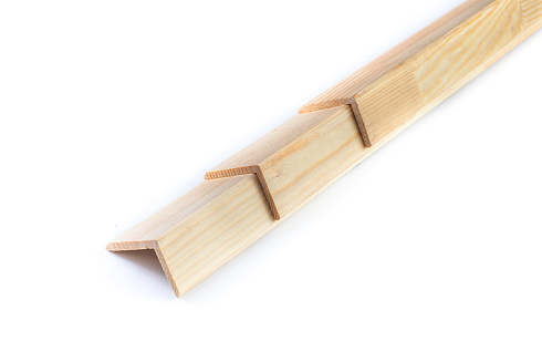 ПОГОНАЖ Уголок дер. 70х50х2500